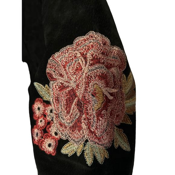 Chadwick’s of Boston Genuine Leather Suede Jacket Size 14
Black Embroidered - Picture 4 of 9